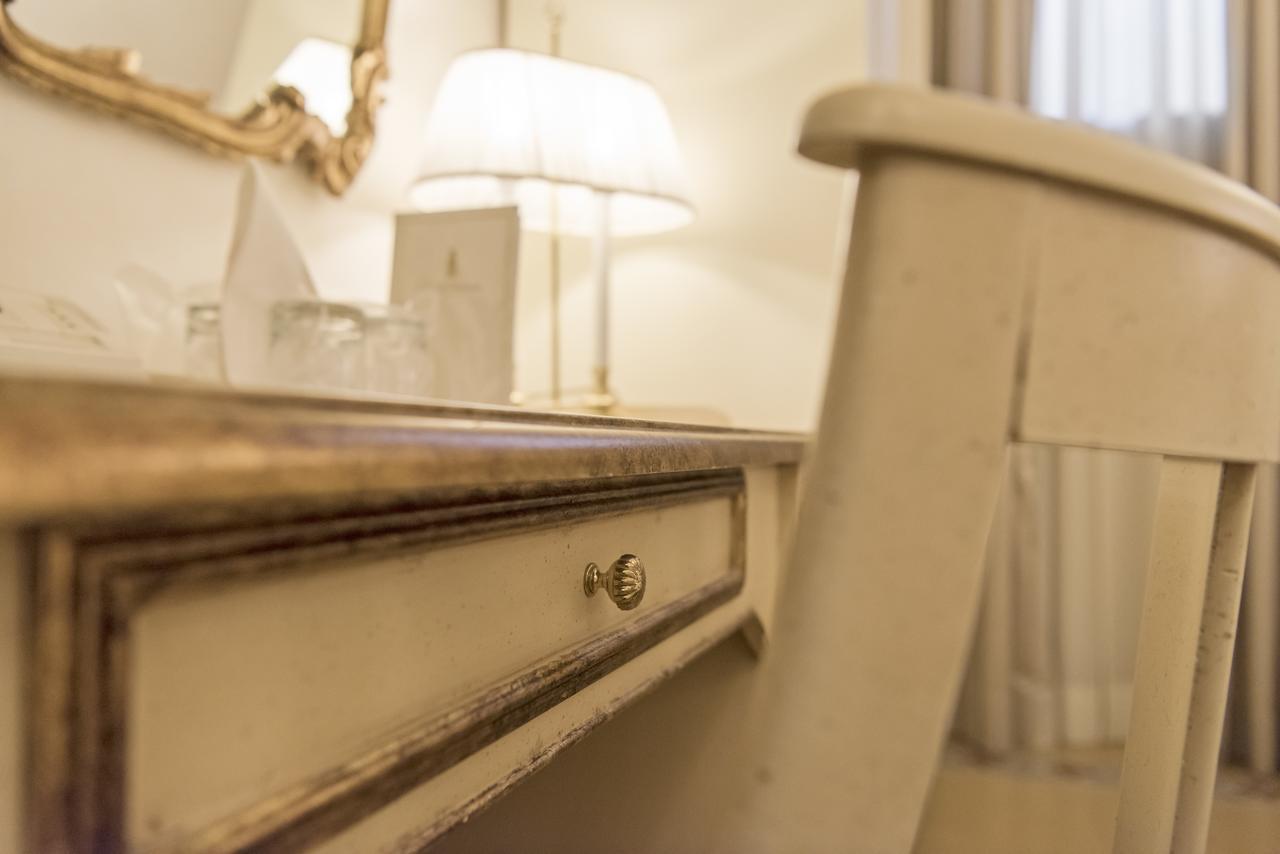 Hotel Armonia Pontedera Kültér fotó