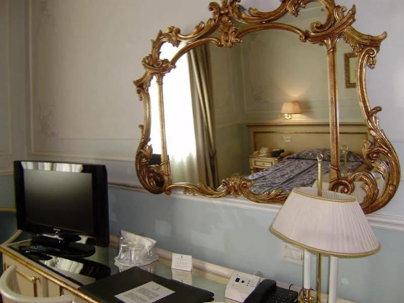 Hotel Armonia Pontedera Kültér fotó